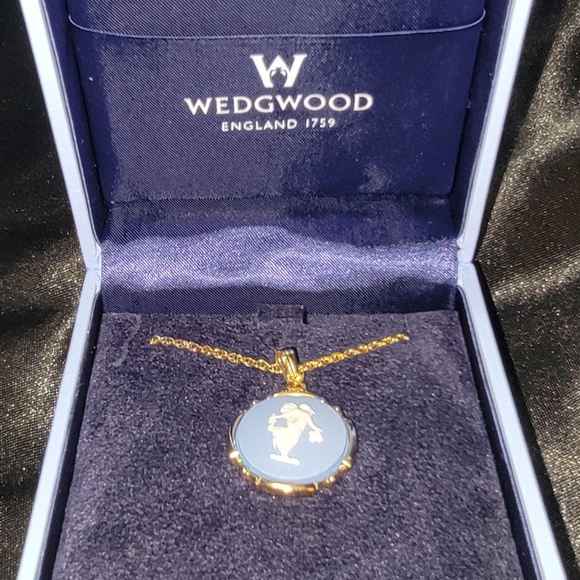 Wedgwood | Jewelry | Wedgwood Necklace | Poshmark